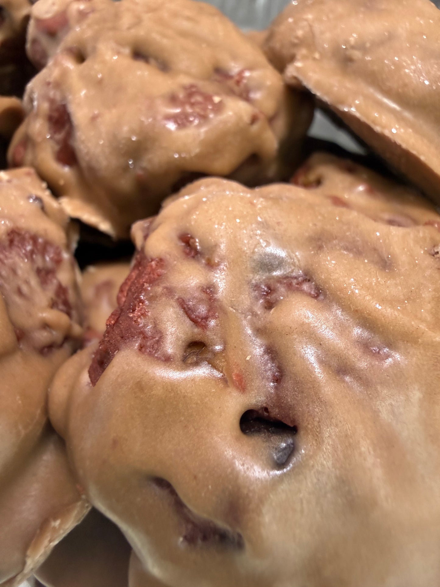 Musso’s Homemade Frozen Pizza - Pepperoni & Roasted Chilies (14”) WITH ITALIAN COOKIES